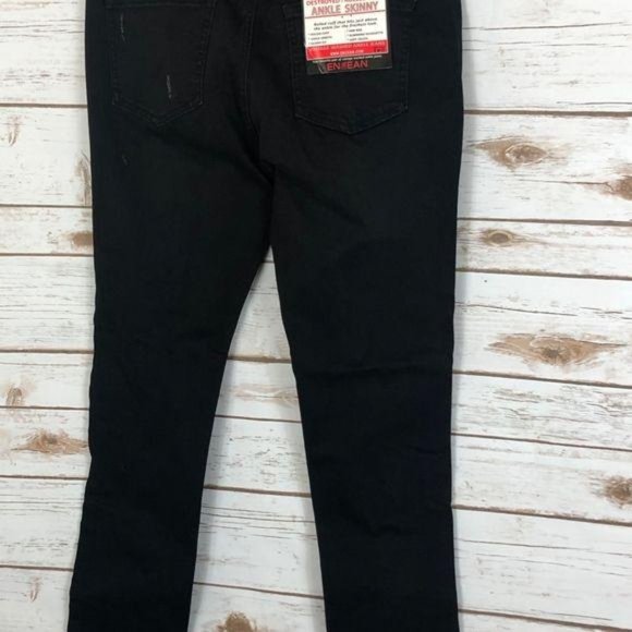 Black Distressed & Destroyed Jeans - Picture 7 of 7